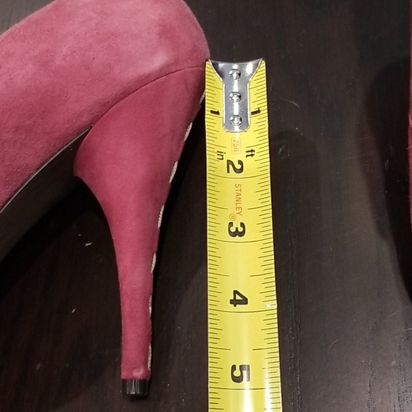 BCBGeneration womans size 8.5M heel - Picture 13 of 16